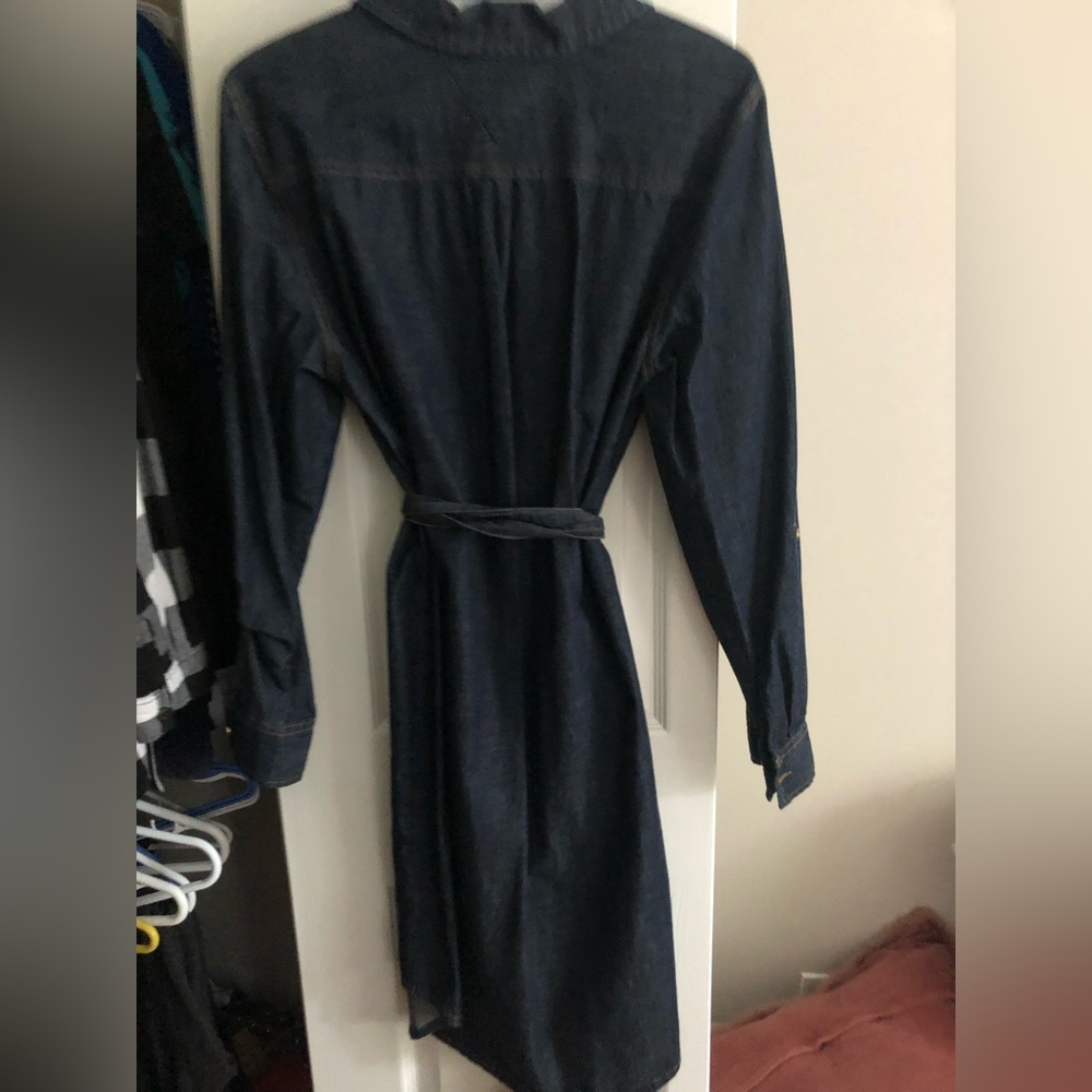 Tommy Hilfiger belted jean dress - Picture 3 of 4